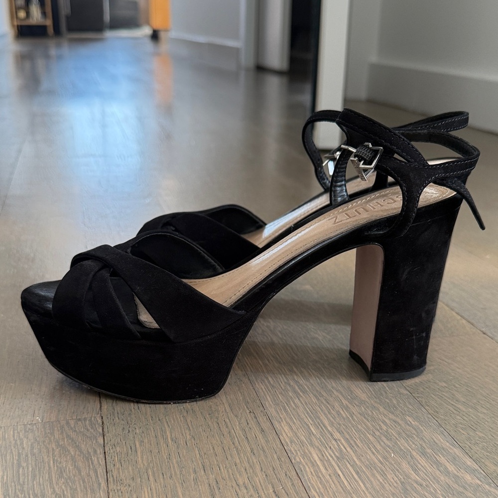 Schutz Keefa Platform Sandal in black suede size 7.5